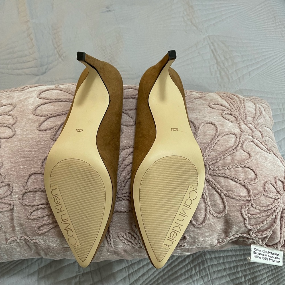 Brown Sued Pumps, Never worn - Picture 2 of 2